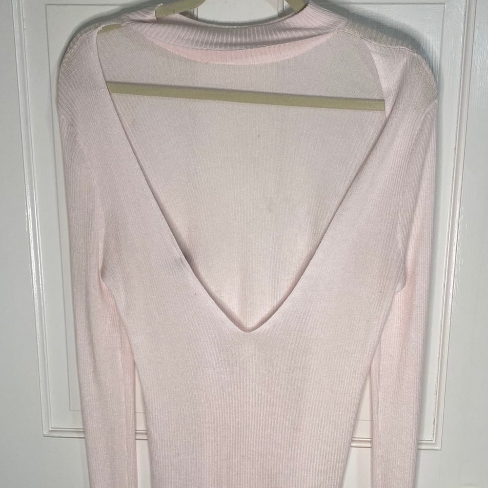 Open back, light weight ribbed top